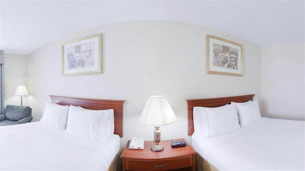 Express By Ihg 3*